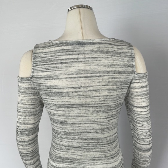 Boston Proper Grey/White Open shoulder X Small - Picture 10 of 10